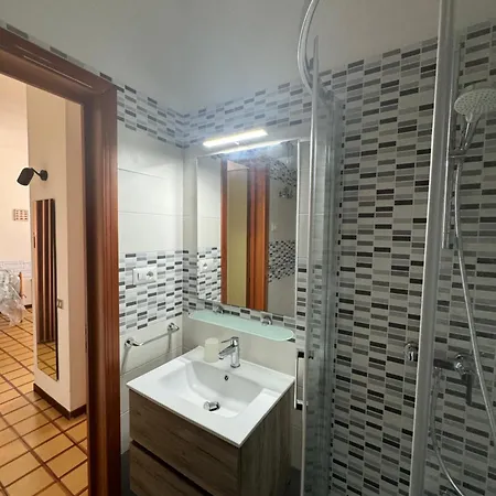 La Playa Апартаменты Rivabella